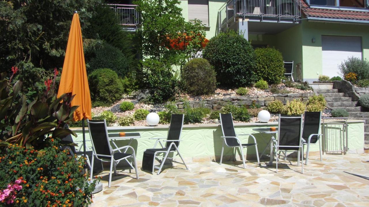 Pension Am Weinberg Bed & Breakfast Mainstockheim Kültér fotó