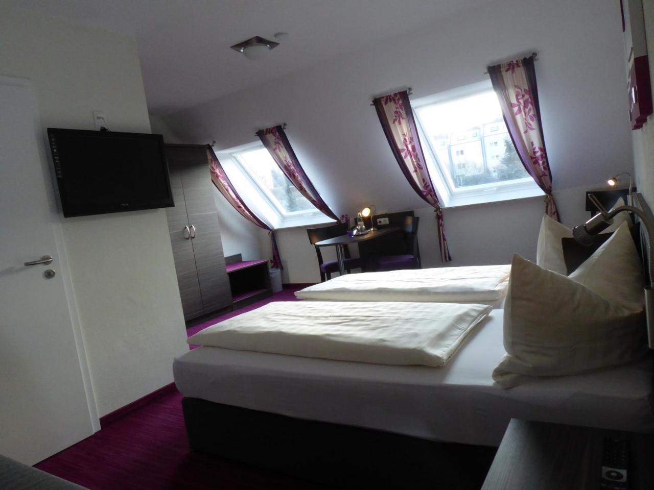 Pension Am Weinberg Bed & Breakfast Mainstockheim Kültér fotó