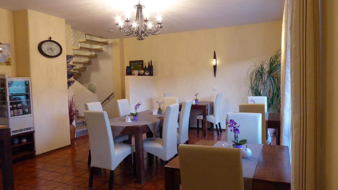 Pension Am Weinberg Bed & Breakfast Mainstockheim Kültér fotó